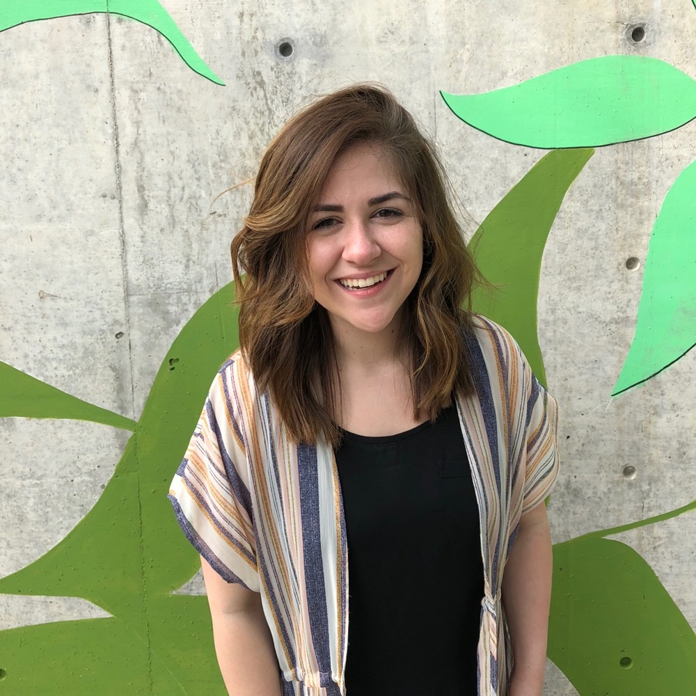 Meet your Posher, Courtney